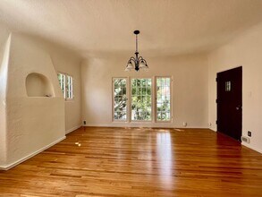 9349 Charleville Blvd-Unit -Charleville Unit 6 ACTIVE in Beverly Hills, CA - Building Photo - Building Photo