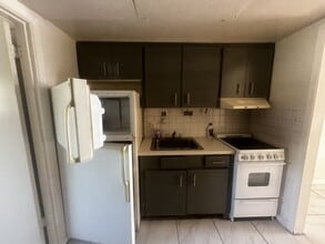 1315 E Silver Springs Blvd in Ocala, FL - Building Photo - Building Photo