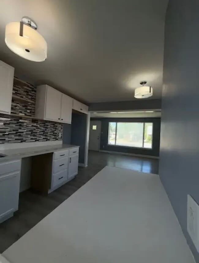 17745 Burnham Ave in Lansing, IL - Building Photo - Building Photo