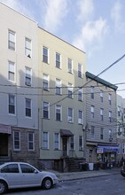 526 Adams St in Hoboken, NJ - Building Photo - Building Photo