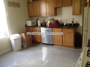 190 Highland St in Boston, MA - Building Photo - Building Photo