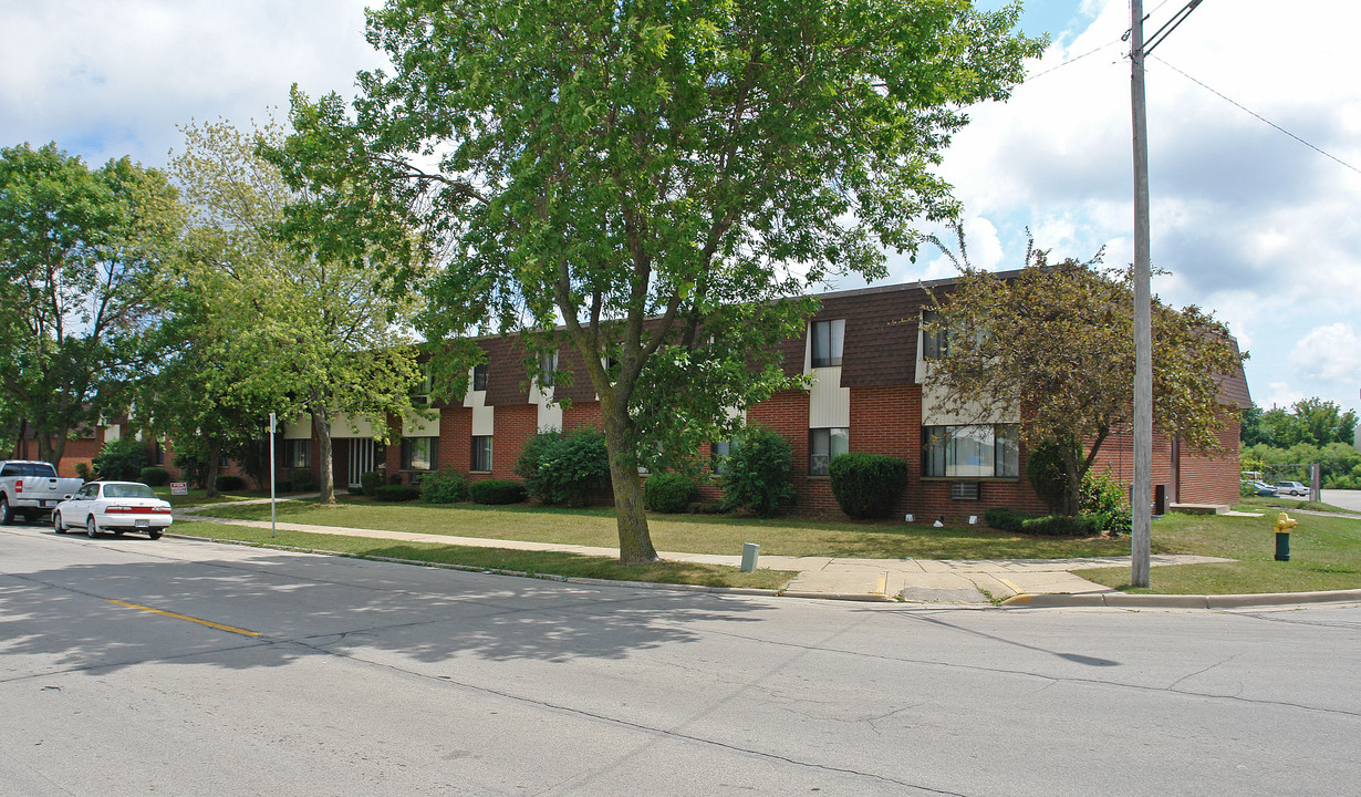 Byrd Townhomes in Racine, WI - Building Photo