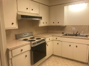 2721 Mccarley Dr-Unit -2721 in Commerce, TX - Building Photo - Building Photo