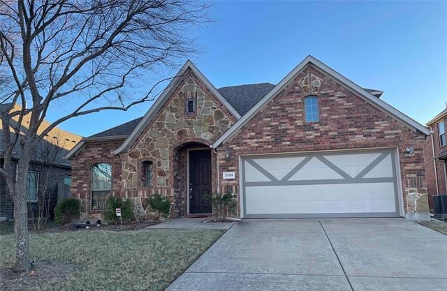 property at 5709 Centeridge Ln