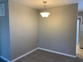 2615 Vanstory St in Greensboro, NC - Building Photo - Building Photo