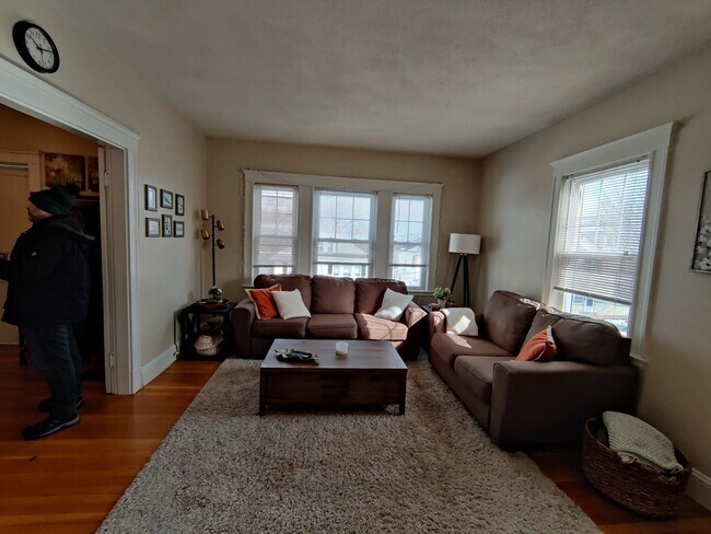 41 N Crescent Circuit in Boston, MA - Building Photo - Building Photo