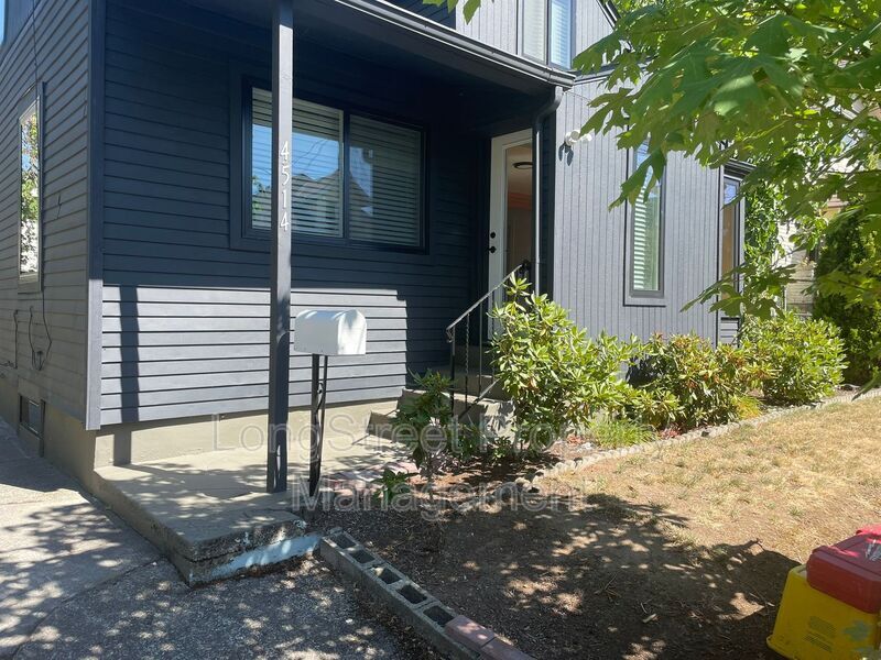 4514 NE 18th Ave in Portland, OR - Building Photo