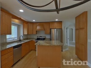 606 Lincoln Dr NE in Saint Michael, MN - Building Photo - Building Photo