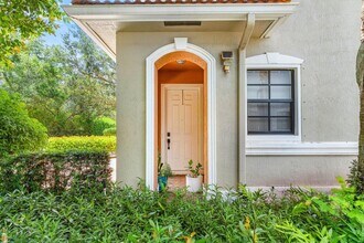 223 Chrystie Cir in Delray Beach, FL - Building Photo - Building Photo