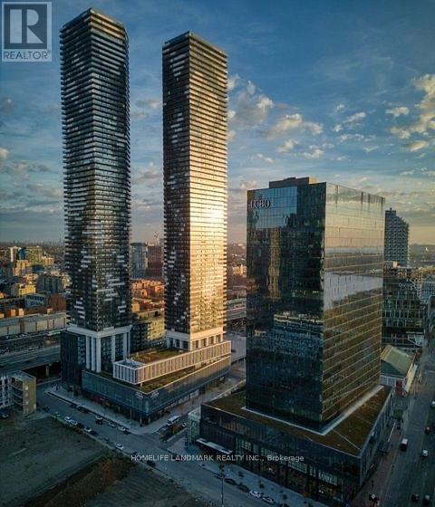 138-3138 Downes St in Toronto, ON - Building Photo
