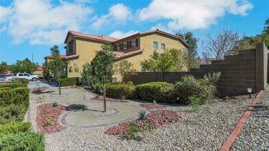 7373 Sundown Glen Ave in Las Vegas, NV - Building Photo - Building Photo