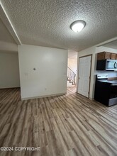 470 Dailey Ave in Anchorage, AK - Building Photo - Building Photo