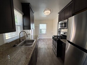 8816 La Mesa Blvd-Unit -#A in La Mesa, CA - Building Photo - Building Photo