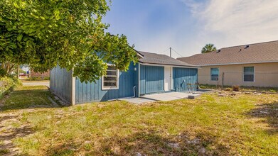 1610 N Goldenrod Rd in Orlando, FL - Building Photo - Building Photo