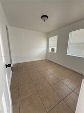 1306 NW 61st St in Miami, FL - Building Photo - Building Photo