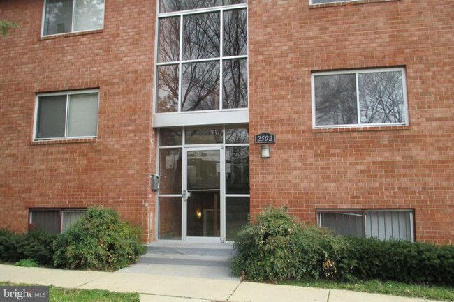 property at 2502 Markham Ln