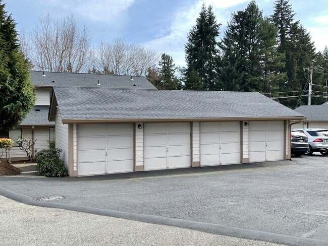 property at 10145 NE 137th Pl