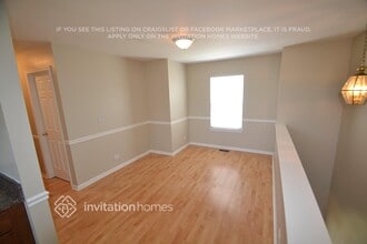 180 E Big Horn Dr in Hainesville, IL - Foto de edificio - Building Photo