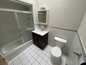 26-28 Ferry St, Unit 1 in Newark, NJ - Building Photo - Building Photo