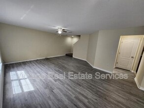 10932 Keys Gate Dr in Riverview, FL - Building Photo - Building Photo
