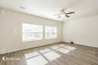 1640 S Razorback Rd in Fayetteville, AR - Building Photo - Building Photo