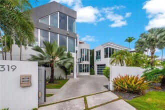 1319 Seminole Dr in Fort Lauderdale, FL - Foto de edificio - Building Photo