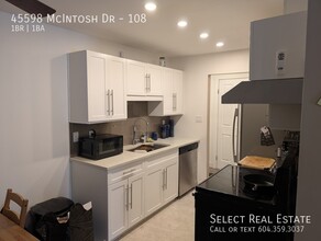 45598 McIntosh Dr in Chilliwack, BC - Building Photo - Building Photo