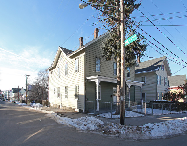 56 Sylvan Ave in Waterbury, CT - Foto de edificio - Building Photo