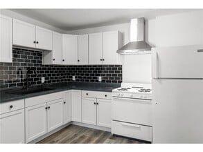 230 Curtice St E in St. Paul, MN - Building Photo - Building Photo