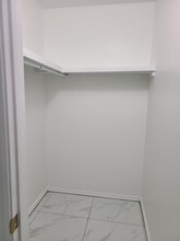 1018 Lexington Cir, Unit 5 in Edinburg, TX - Building Photo - Building Photo