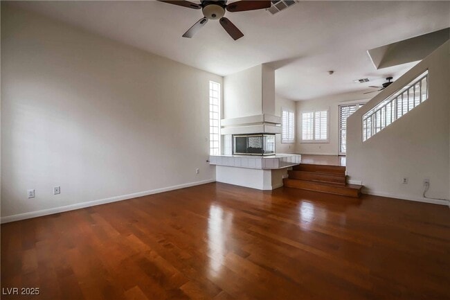 36 Lovelady Ct in Henderson, NV - Building Photo - Building Photo