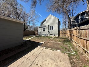 908 17th St NW in Minot, ND - Building Photo - Building Photo