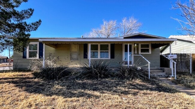 property at 3713 Noble Dr