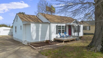 6627 Hilton Dr in Chattanooga, TN - Building Photo - Building Photo