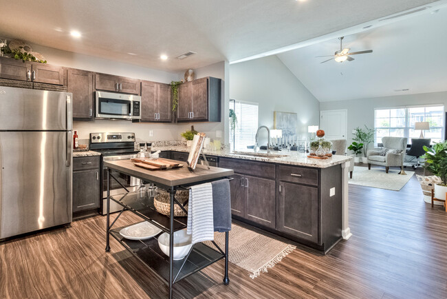 The Residences at Maren Reserve in Plain City, OH - Foto de edificio - Building Photo