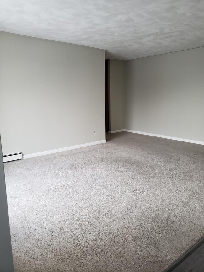 772 Stirling Av S in Kitchener, ON - Building Photo - Building Photo