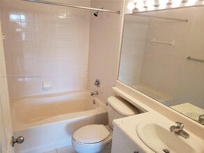 2301 W Preserve Way, Unit 306 in Miramar, FL - Building Photo - Building Photo