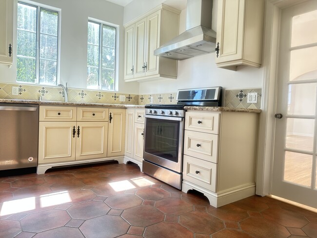 property at 1602 S Sierra Bonita Ave