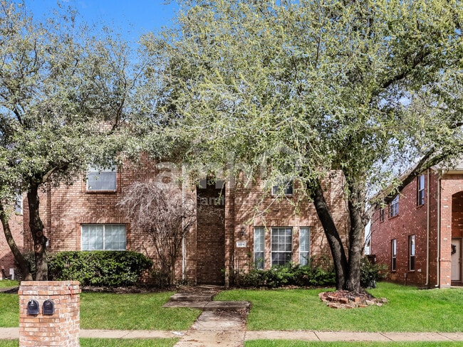 property at 1124 Jamie Dr