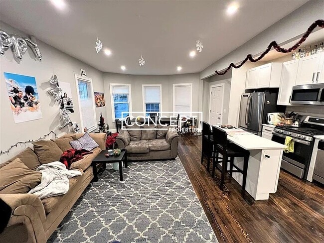 91 Hillside St in Boston, MA - Building Photo - Building Photo