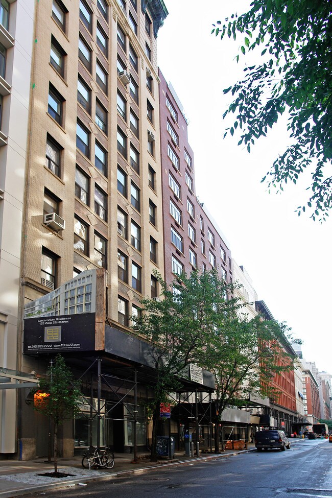 Verde Chelsea in New York, NY - Building Photo - Building Photo