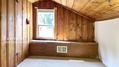 301 SE 5th St in Lee's Summit, MO - Building Photo - Building Photo