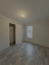 237 Laurel Leah in Oxford, MI - Building Photo - Building Photo