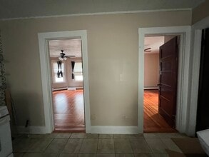 20 Carlson St, Unit Floor-1 in New Britain, CT - Building Photo - Building Photo