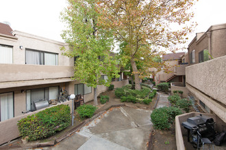 Foothill Village Apartments in Sylmar, CA - Building Photo - Other