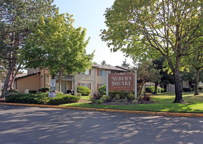 Auburn Square in Auburn, WA - Building Photo - Building Photo