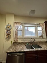 38 Whiting St in Boston, MA - Building Photo - Building Photo