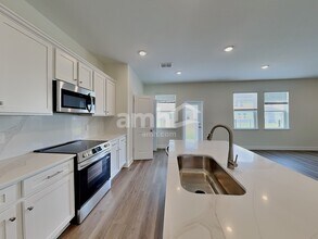 5972 River Farm Ave in St. Cloud, FL - Building Photo - Building Photo