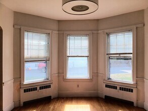 451 Wolcott St in Newton, MA - Building Photo - Building Photo
