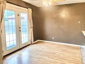 229 Freedom Ln in Arlington, TX - Building Photo - Building Photo